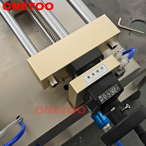 Macchina per il riempimento dell'olio lubrificante a 2 teste da <span class=keywords><strong>tavolo</strong></span> Semi automatica - Product Image 4