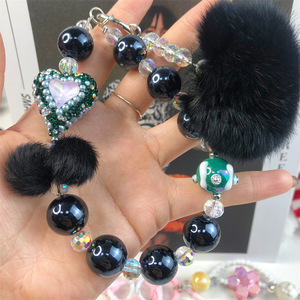 Vente chaude nouveau vert amour frais mode réseau à la main bricolage perle sac chaîne lapin fourrure boule téléphone portable chaîne - Product Image 3