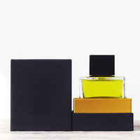 Bouteilles en verre de parfum carrées en cube de luxe de 50ml 100ml Bouchons carrés en bois à bille de couleur transparente personnalisée pour diffuseur d'emballage