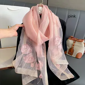 Nouvelle soie mélangée écharpe femmes broderie haute qualité ongles perles superposition châle cou écharpe Style mince