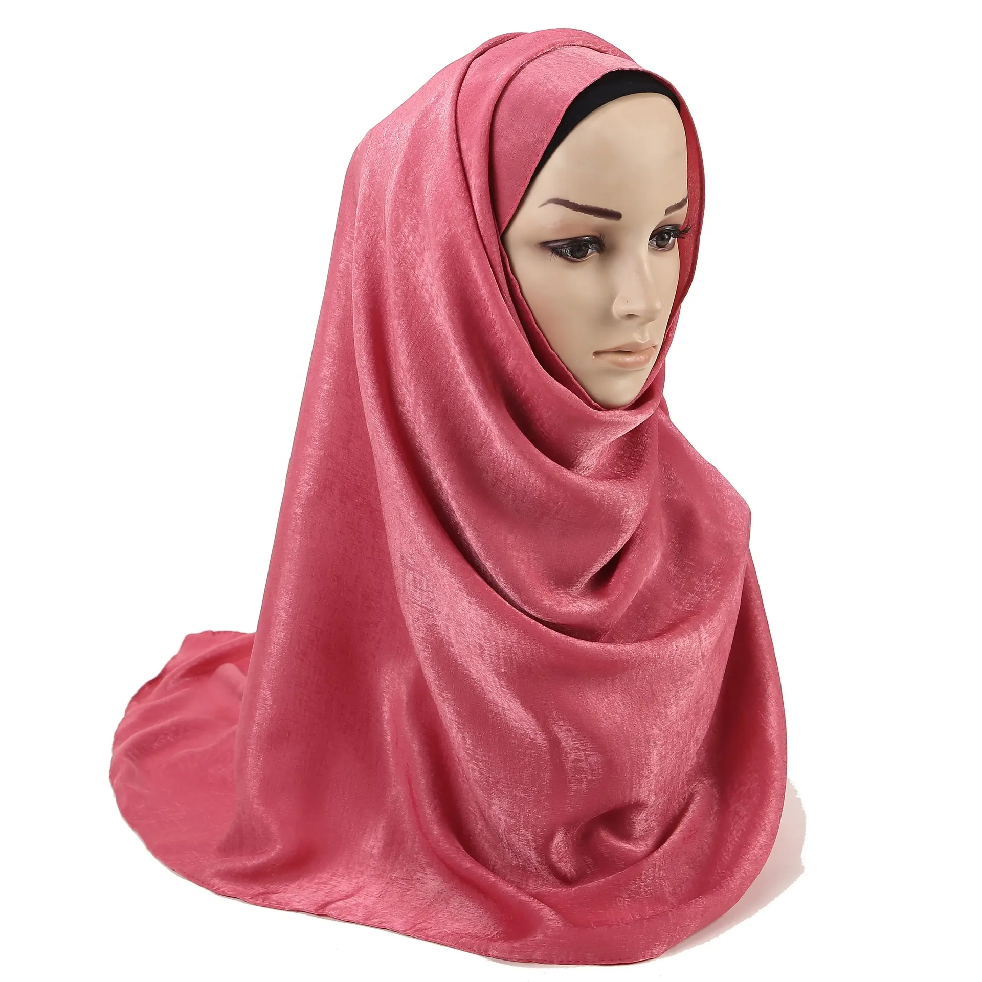 卸売ドバイショールスカーフマレーシアヒジャーブ女性模倣シルクスカーフイスラム教徒女性ヘッドスカーフ