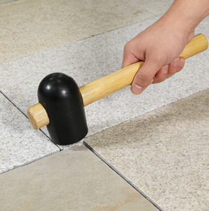 פטיש גומי עם ראש כדורי וידית עץ, ייצור מקורי בעבודת יד, להרכבת רהיטים ועיצוב הבית - Product Image 4