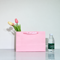 Sacs cadeaux en carton blanc avec logo de marque pour boîtes à bagues, emballages en papier personnalisés pour les bijouteries