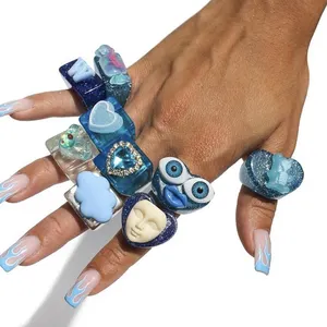 Low MOQ Wholesale Latest Diamond Rings Chunky Acrylic Blanks Ring Face Heart Charm Resin Jewelry Diy Custom