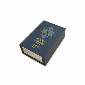 Boîte cadeau de parfum de luxe, style livre, <span class=keywords><strong>à</strong></span> rabat, avec doublure en EVA et impression UV <span class=keywords><strong>à</strong></span> <span class=keywords><strong>l</strong></span>'<span class=keywords><strong>intérieur</strong></span> - Product Image 4