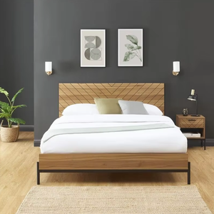 定制简约现代全XL尺寸床架，带雪佛龙图案木制床头板和黑色金属腿 - Product Image 4