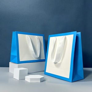 <span class=keywords><strong>Gigo</strong></span> Groothandel Custom Luxe Shopping Boutique Craft Cadeau Dragen Kleding Schoenen Verpakking Papieren Zakken Met Uw Eigen Logo - Product Image 1