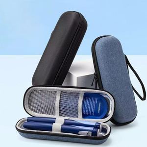 Mini sac isotherme portable pour insuline, étui de rangement pour médicaments d'extérieur avec pochette de glace isolante intégrée pour le transport quotidien de l'insuline - Product Image 1