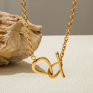 Collar Minimalista de Alta Gama, Resistente al Agua, de Acero Inoxidable con Baño de Oro de 18k, Cierre OT, para Mujer - Product Image 3