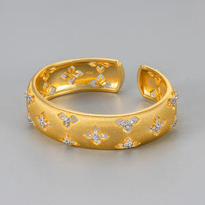 Bracciale Rigido Aperto Artigianale Italiano Retrò Stile Palazzo con Quadrifoglio Portafortuna Lavorazione a Filo Tirato Braccialetto alla Moda - Product Image 4