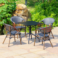 Ensembles de table basse et de chaises en rotin pour le jardin design moderne