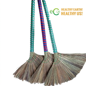Escoba de Hierba Vietnamita, Suave y Duradera, para Uso Doméstico, Ecológica, con Mango de Madera, Alta Calidad, Bajo MOQ, por ECO2GO - Product Image 1