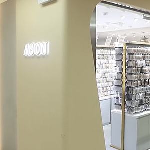 Nuevo Collar de Moda Elegante con Colgante Cuadrado Multicolor en Acero Inoxidable con Baño de Oro de 18k y Circonitas en Forma de Corazón para Mujer - Product Image 6