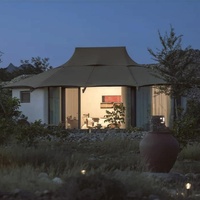 Villa de luxe de style Aman avec suite de glamping et salle de bain pour l'Afrique