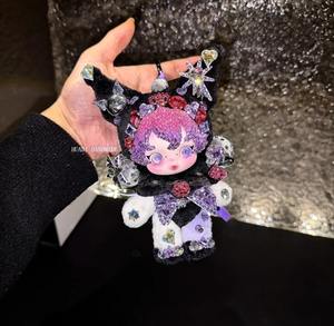 Llavero de Peluche Brillante de Algodón con Pedrería SP X Kuromi Melody, Hecho a Mano, con Adorno para Bolso de Personaje, Muñeca de Edición Limitada - Product Image 4