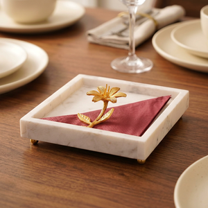 Porte-serviettes en métal fait main, motif floral, avec plateau décoratif en tissu rouge pour la table - Product Image 3