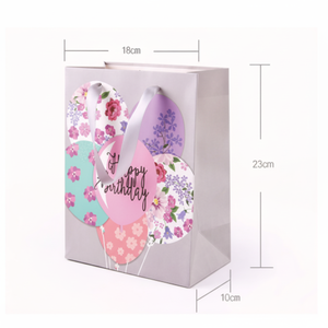 Boîte cadeau en acrylique pour mariée Jude Lyjeny - Product Image 1