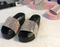 Sandales compensées à talons hauts pour femme, style plage et extérieur, ornées de strass, pour l'été