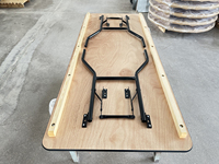 Table pliante rectangulaire d'extérieur en bois contreplaqué