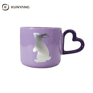 Fournisseur de fabrication de tasses en céramique avec poignée en forme de cœur, logo de lapin personnalisé, couleur, cadeau pour la maison ou le bureau, tasses à café en céramique - Product Image 2