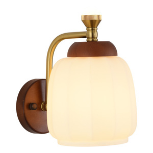 Lampe murale en verre vintage, luminaire rétro français pour tête de lit de chambre à coucher - Product Image 5