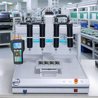 Machine de distribution à quatre têtes, sortie multi-buses 300 ml, structure en portique en silicone, commande suspendue pour le remplissage et le scellage
