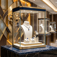Comptoir de présentation de bijoux et de montres de style rétro de luxe, vitrine en verre haut de gamme pour la vente au détail haut de gamme
