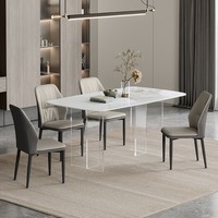 Table à manger rectangulaire moderne et minimaliste en pierre frittée avec pieds en acrylique transparent au design flottant pour salle à manger et cuisine