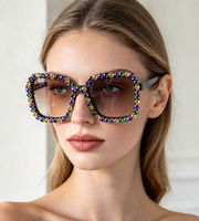 Lunettes de soleil faites à la main avec perles de Mardi Gras et strass, lunettes de soleil Mardi Gras, bijoux de mode pour femmes, cadeaux Mardi Gras