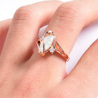 Europe et les États-Unis Design géométrique diamant perle bague femme vent froid mode personnalité bague