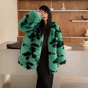 Pelliccia di Alta Qualità in Vera Volpe Intera di Colore <span class=keywords><strong>Verde</strong></span> da Donna Giacca di Volpe con Motivo Leopardato <span class=keywords><strong>Cappotto</strong></span> in Pelliccia di Volpe Naturale da Donna - Product Image 3