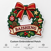 Écusson brodé OEM multicolore pour vêtements, motif couronne de Noël, avec bordure contrastante et nœud graphique, pour l'image de marque