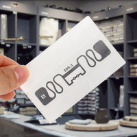 Étiquettes RFID UHF programmables longue portée ISO 18000-6C 860-960 MHz pour vêtements, autocollants en papier en rouleau pour la vente au détail, directement de l'usine RZX