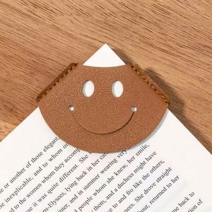 Marcapáginas de Esquina con Diseño de Sonrisa, de Cuero PU, Estético, Accesorios de Lectura, Regalo para Amantes de los Libros - Product Image 2