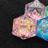 Dés à jouer individuels Cusdie D20 D&D, bords tranchants, intempéries en feuille de paillettes, 20 faces, 55 mm, faits à la main, pour jeux de rôle (Orange/SG)