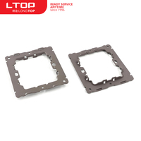 Supports métalliques et cadres d'estampage personnalisés pour prises électriques 250V, fabriqués en Chine, avec 16 prises IP53 pour interrupteurs et prises.