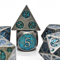 Ensemble de dés polyédriques vintage en métal craquelé, dés gravés en émail violet pour les jeux de table D&D RPG