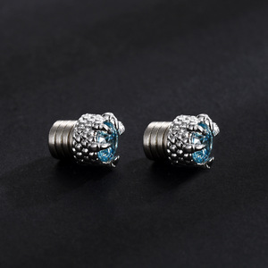 Clip-on Earrings Maldives Blue Dragon Claw Freshwater Blue Magnetic Ear Cartilage Clip Design Geometric Tibetan Silver Party - Product Image 3