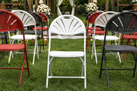 Chaises pliantes blanches modernes pour événements, mariages, extérieur et jardin, vente en gros