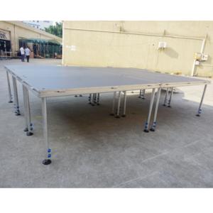 Escenario Portátil de Aluminio de 4x4 pies, Ligero, para Bodas al Aire Libre, con Superficie Antideslizante y Fácil Montaje - Product Image 1