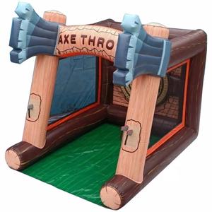 Jeu de lancer de hache gonflable en bâche PVC de 0,55 mm avec souffleur d'air à vendre - Product Image 1