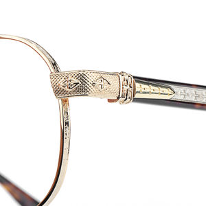 إطار نظارات من التيتانيوم النقي المتقدم، ذهبي وفضي، نظارات طبية فاخرة للقراءة للنساء، إطار سميك - Product Image 4
