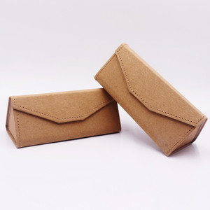 ECO Friendly naturale di <span class=keywords><strong>carta</strong></span> Kraft occhiali da sole caso triangolo pieghevole occhiali da vista Custodia Custodia personalizzata per occhiali da vista - Product Image 5