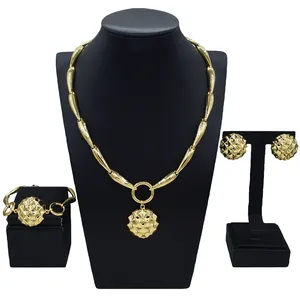 Zhuerrui Latest Plated Good Jewelry Sets Cheap Women's Necklace Bracelet Jewelry Set High Quality Christmas Gifts HV21092927