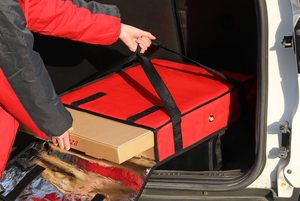 Échantillon gratuit Sac de livraison de pizza-Sacs à pizza isolés pour la livraison, parfaits pour le transport personnel et professionnel de pizza - Product Image 5