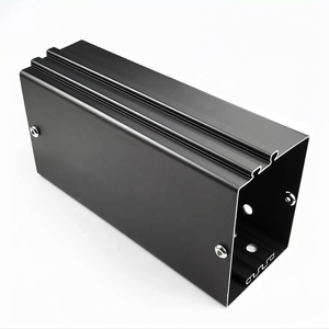 Carcasa Metálica Profesional para Equipos Electrónicos, Anodizada en Negro, con Tornillos Incluidos, para Proyectos Industriales - Product Image 3
