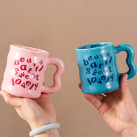 Mug en céramique classique OEM ODM, mug souvenir, mug pour étudiants, couple, tasse à eau et à café, cadeau de la Saint-Valentin, thermique, anti-fuite