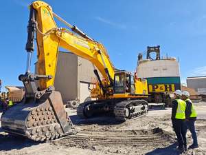 Liugong 990f máy xúc cho xây dựng và phá hủy làm việc Bánh Xe Tải 90ton khai thác mỏ đào máy xúc - Product Image 3