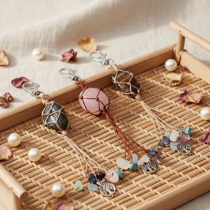 Llavero de acero inoxidable con mosquetón, regalo para nuevos comienzos, alivio de la ansiedad para compañeros de trabajo, ligero para mujeres - Product Image 1