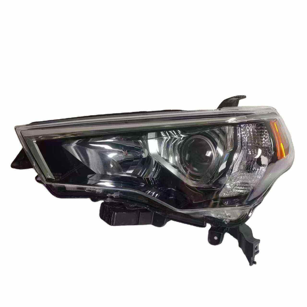 สีขาวอบอุ่น